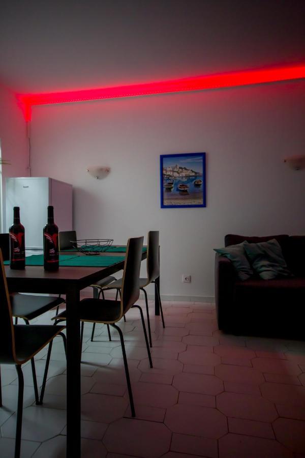 Sea View Apartment - 3 Swimming Pool & Fitness Albufeira Esterno foto