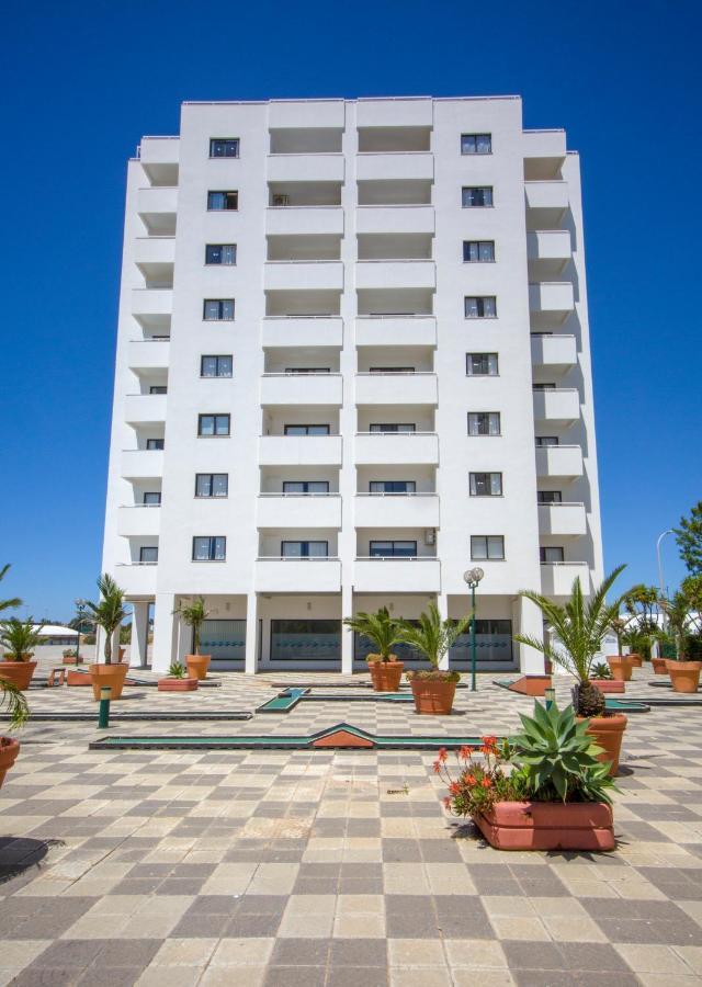 Sea View Apartment - 3 Swimming Pool & Fitness Albufeira Esterno foto