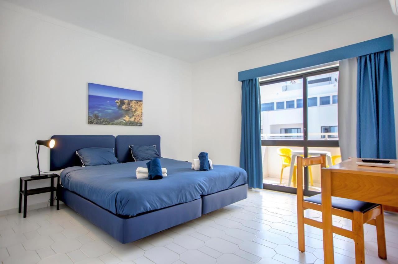 Sea View Apartment - 3 Swimming Pool & Fitness Albufeira Esterno foto
