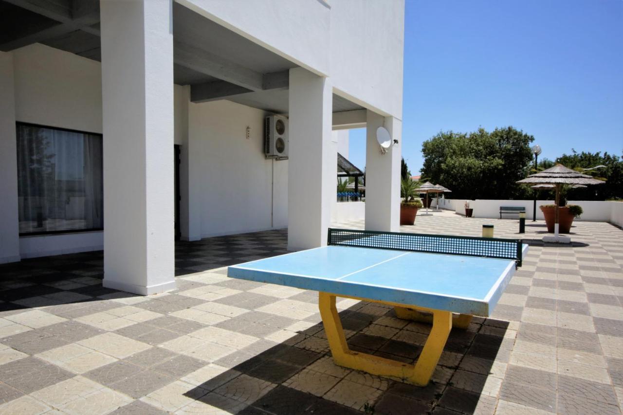 Sea View Apartment - 3 Swimming Pool & Fitness Albufeira Esterno foto
