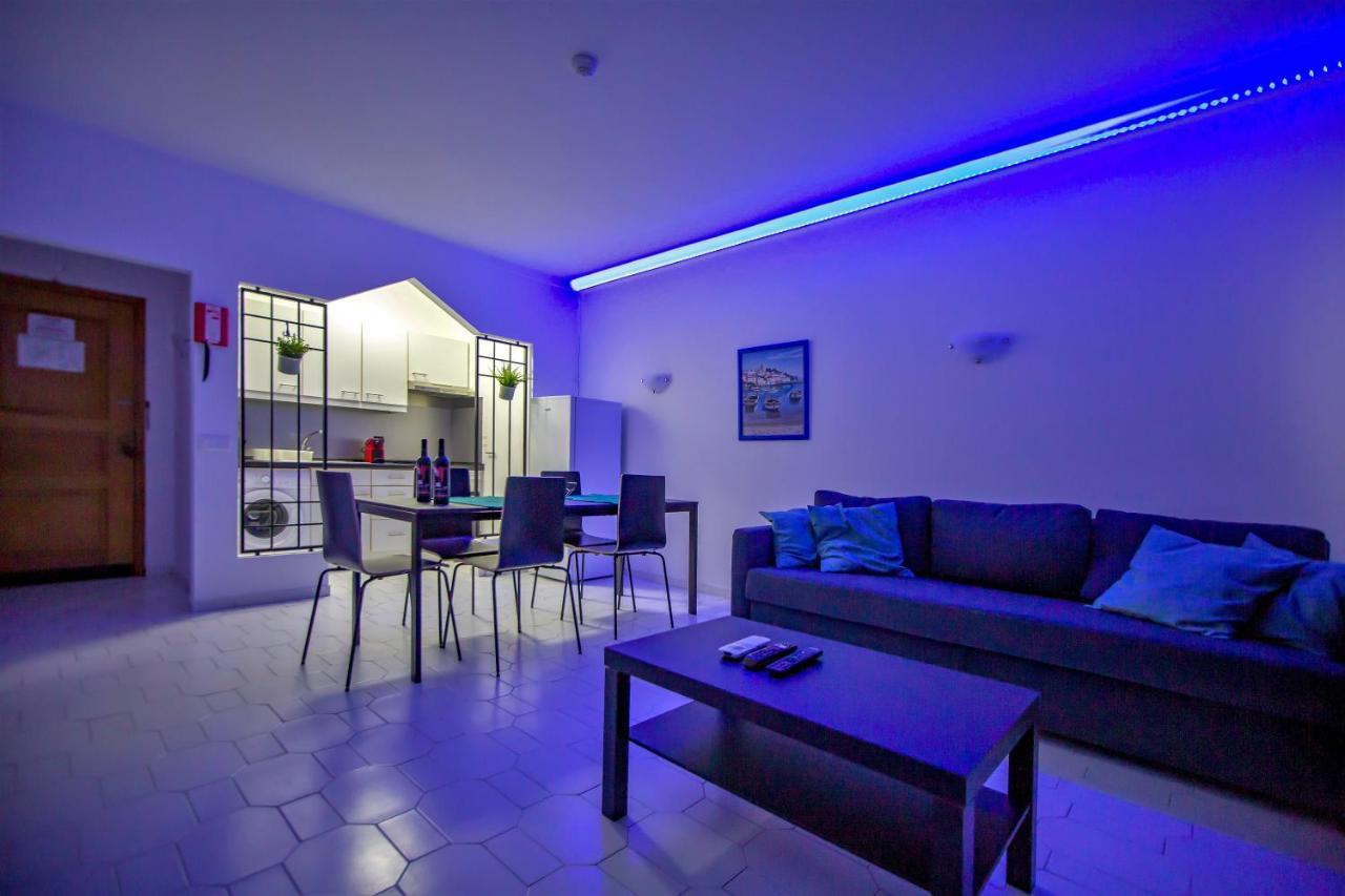 Sea View Apartment - 3 Swimming Pool & Fitness Albufeira Esterno foto