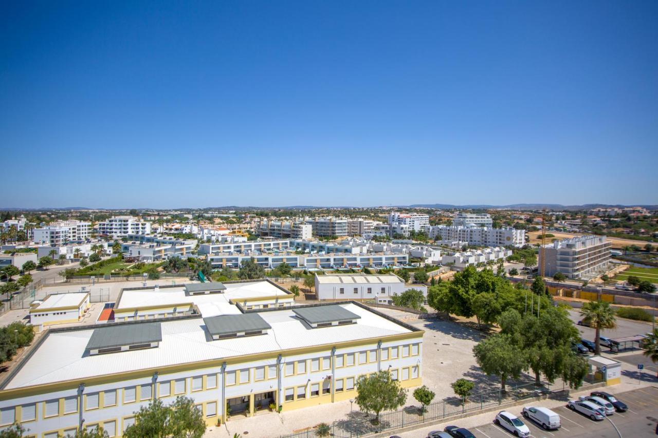 Sea View Apartment - 3 Swimming Pool & Fitness Albufeira Esterno foto